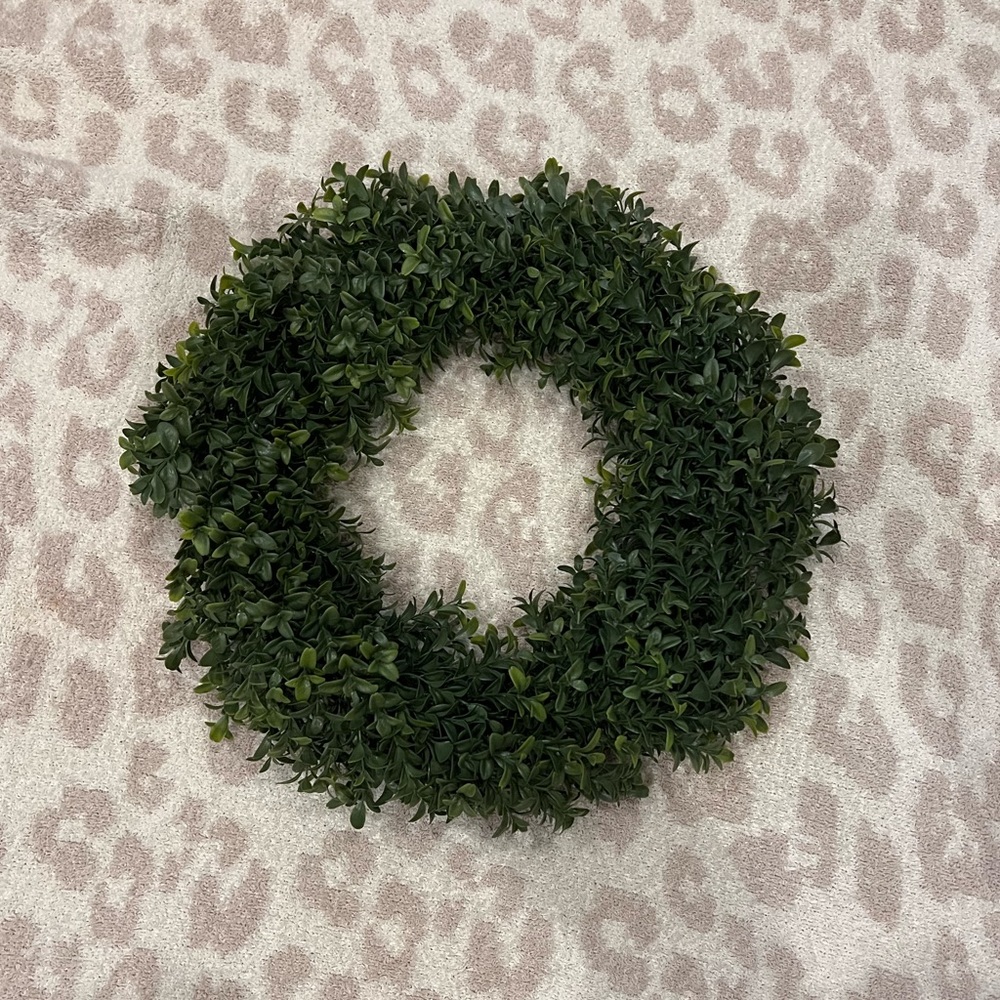 Mini Boxwood Wreath